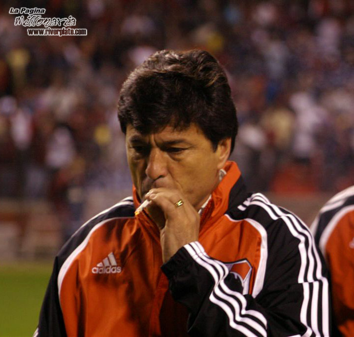 Atletico Paranaense vs River Plate (SUD 2006) 6