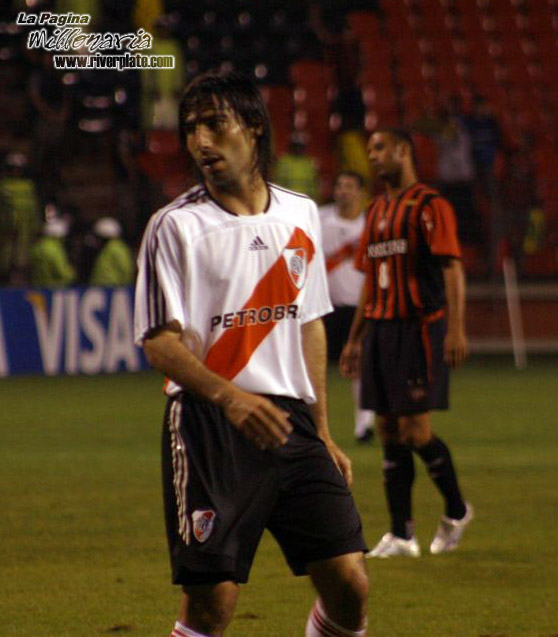 Atletico Paranaense vs River Plate (SUD 2006) 8