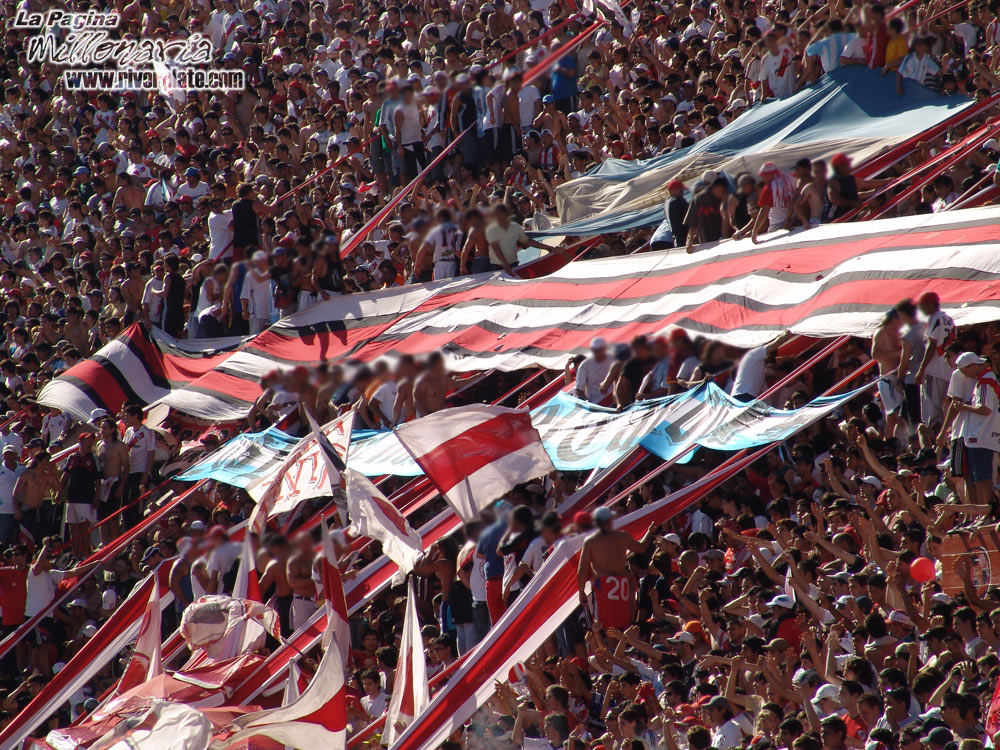 River Plate vs Rosario Central (AP 2006) 2