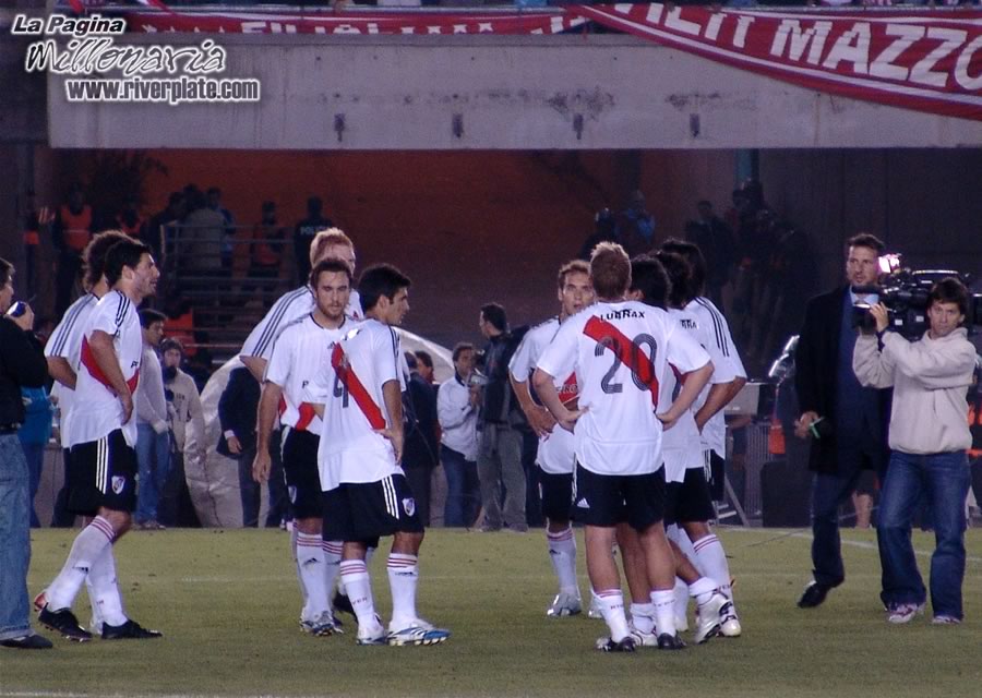 Estudiantes LP vs River Plate (AP 2006) 18