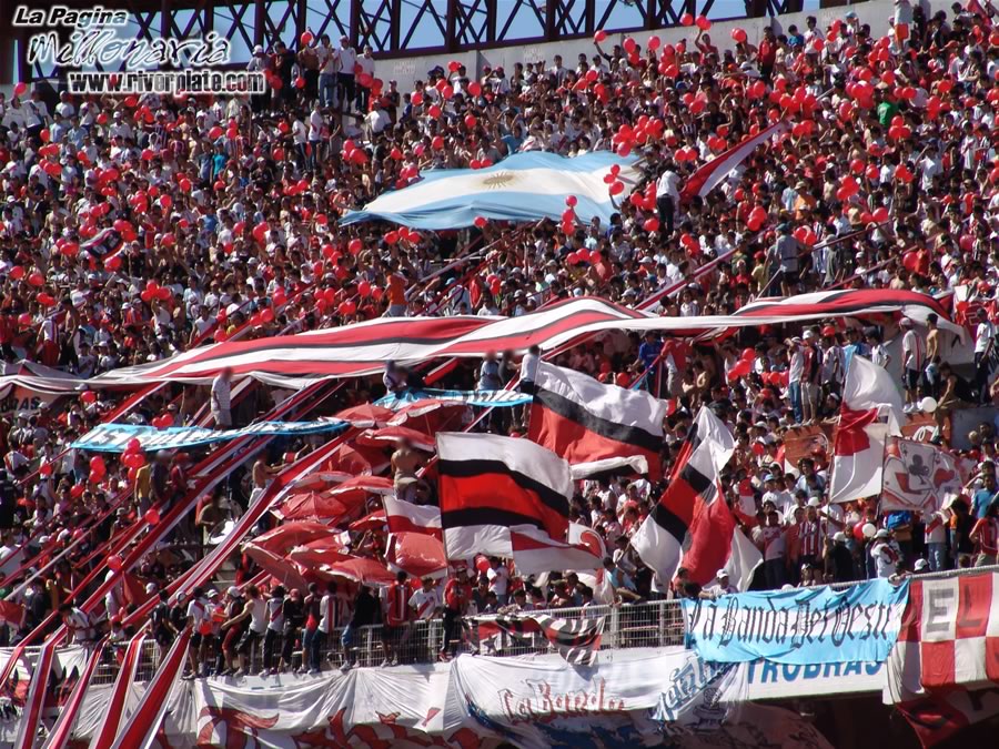 River Plate vs Nueva Chicago (AP 2006) 7