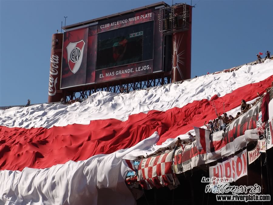 River Plate vs Nueva Chicago (AP 2006) 10