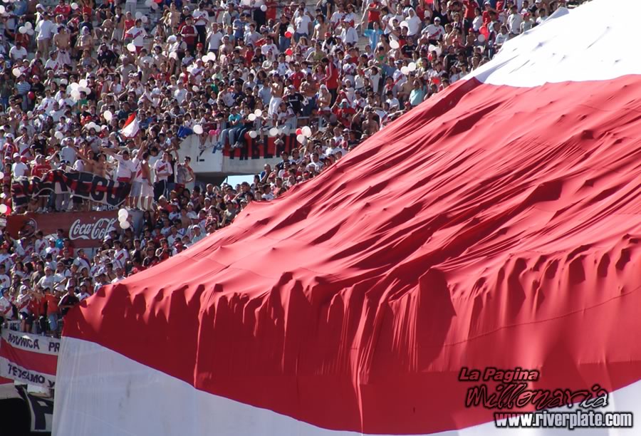 River Plate vs Nueva Chicago (AP 2006) 11