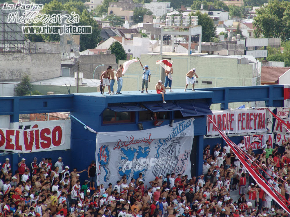 Velez Sarsfield vs River Plate (AP 2006)