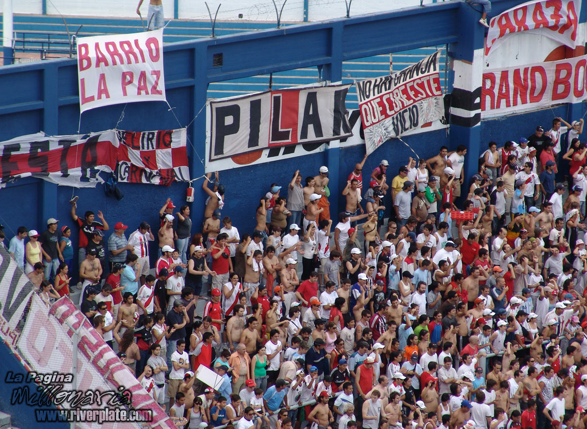 Velez Sarsfield vs River Plate (AP 2006) 5