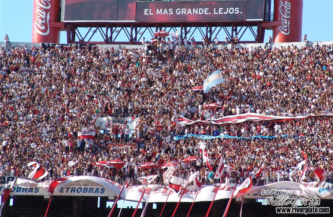 River Plate vs Lanús (CL 2007) 5