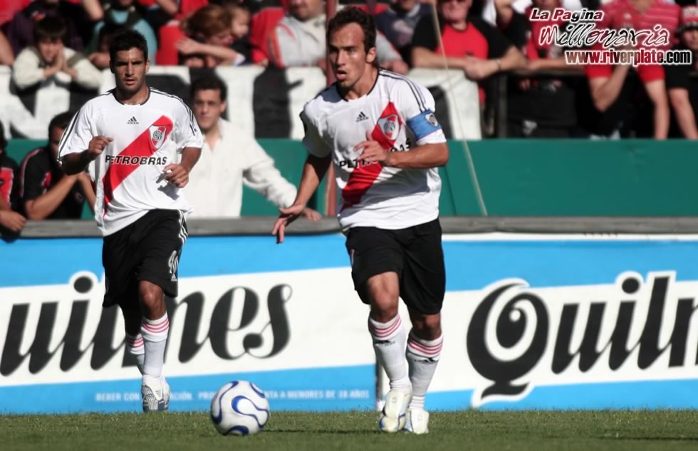 Newell`s Old Boys vs River Plate (CL 2007) 19