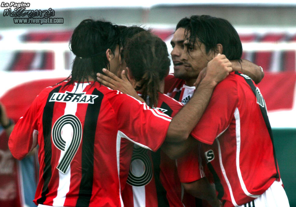 River Plate vs Racing Club (CL 2007) 18