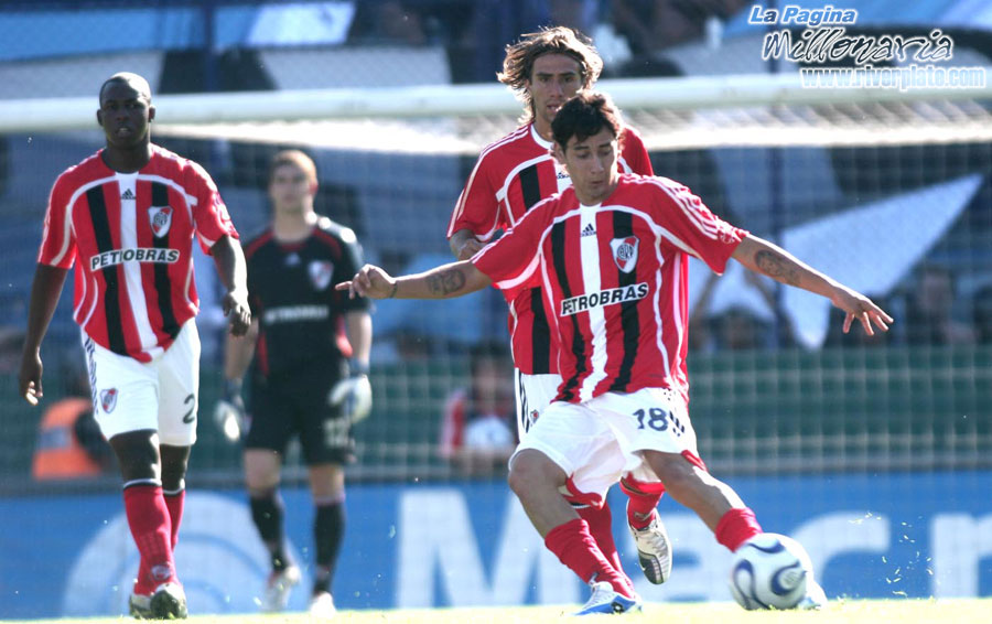 River Plate vs Racing Club (CL 2007) 34