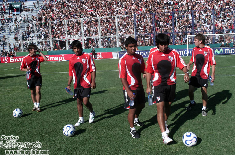 River Plate vs Racing Club (CL 2007) 35
