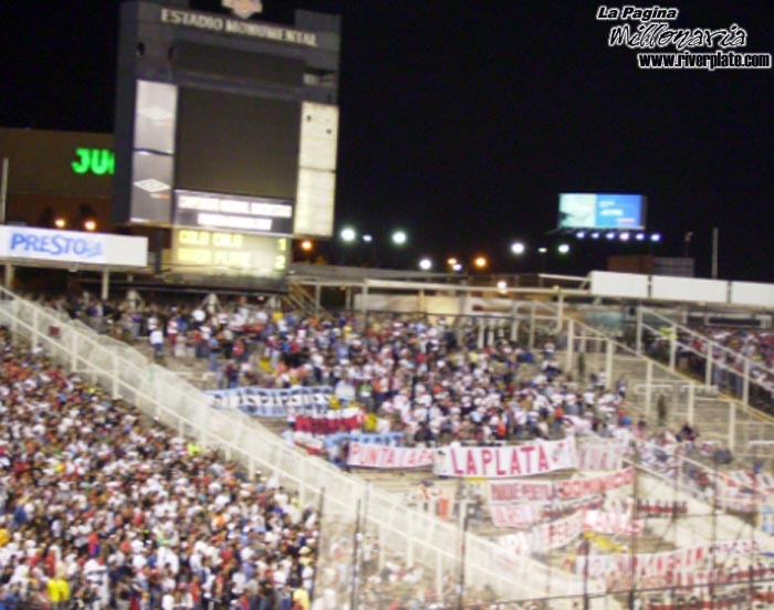 Colo Colo vs River Plate (LIB 2007) 8