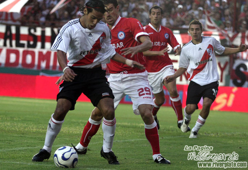 Argentinos Jrs vs River Plate (CL 2007) 16