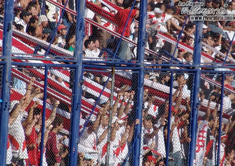 River Plate vs Arsenal de Sarandi (CL 2007) 2