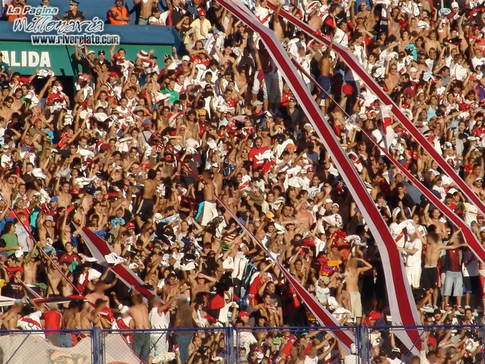 River Plate vs Arsenal de Sarandi (CL 2007) 14