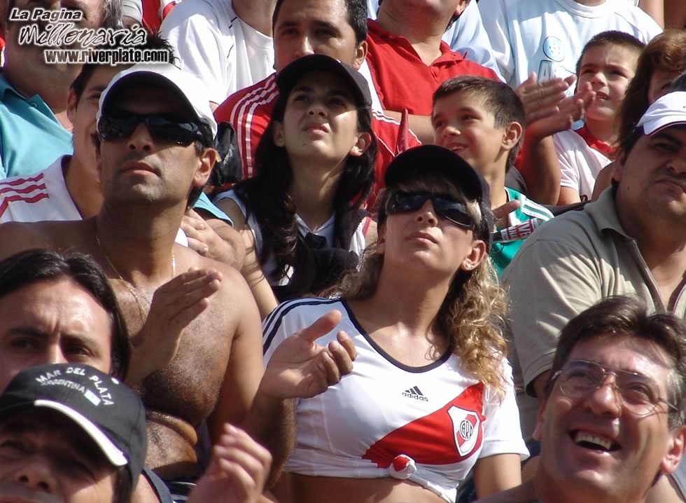 River Plate vs Gimansia de Jujuy (CL 2007) 15