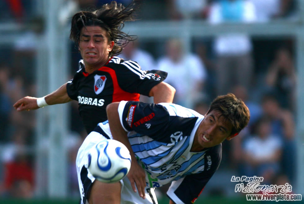 River Plate vs Gimansia de Jujuy (CL 2007) 36