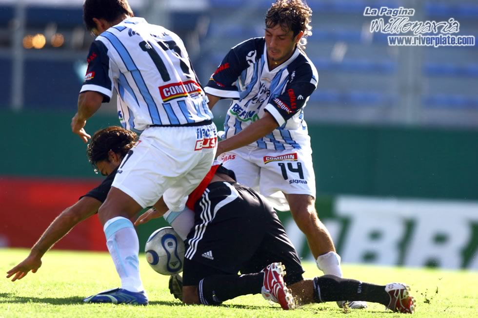 River Plate vs Gimansia de Jujuy (CL 2007) 38