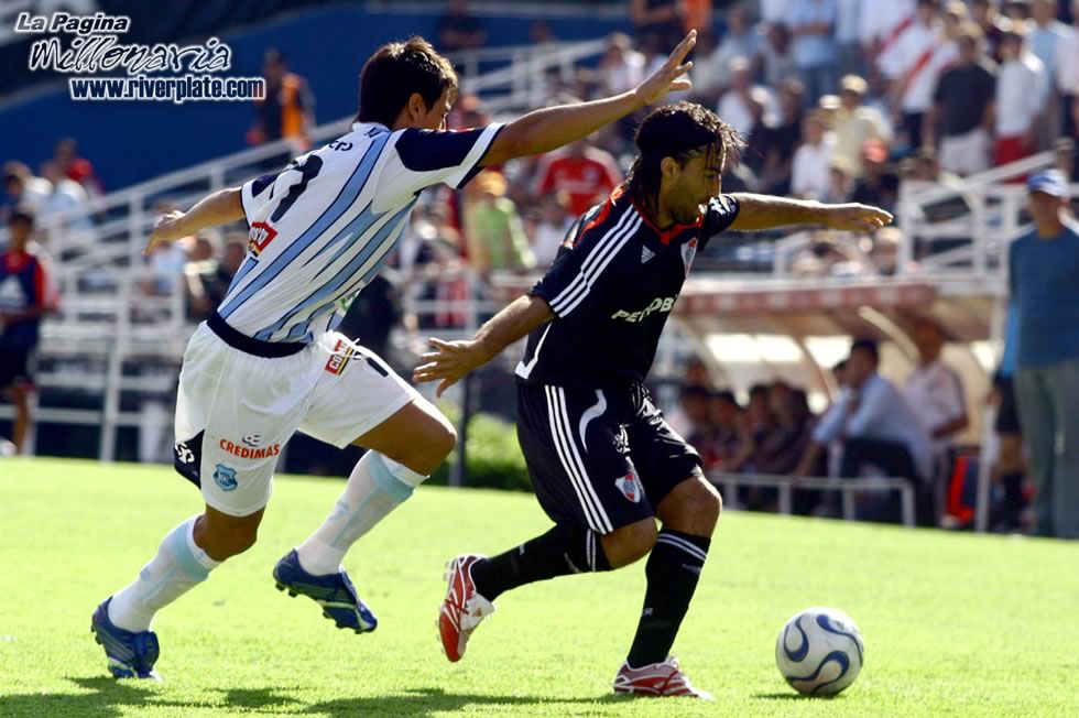 River Plate vs Gimansia de Jujuy (CL 2007) 53