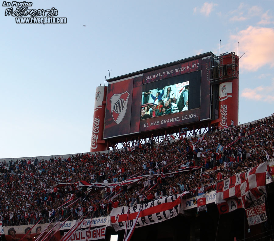 River Plate vs Belgrano Cba (CL 2007) 8