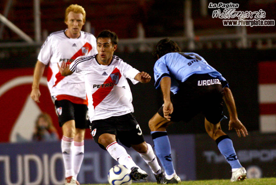 River Plate vs Belgrano Cba (CL 2007) 11