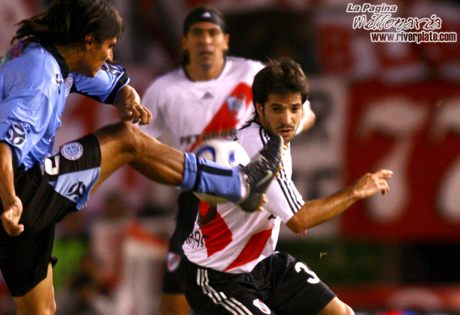 River Plate vs Belgrano Cba (CL 2007) 30