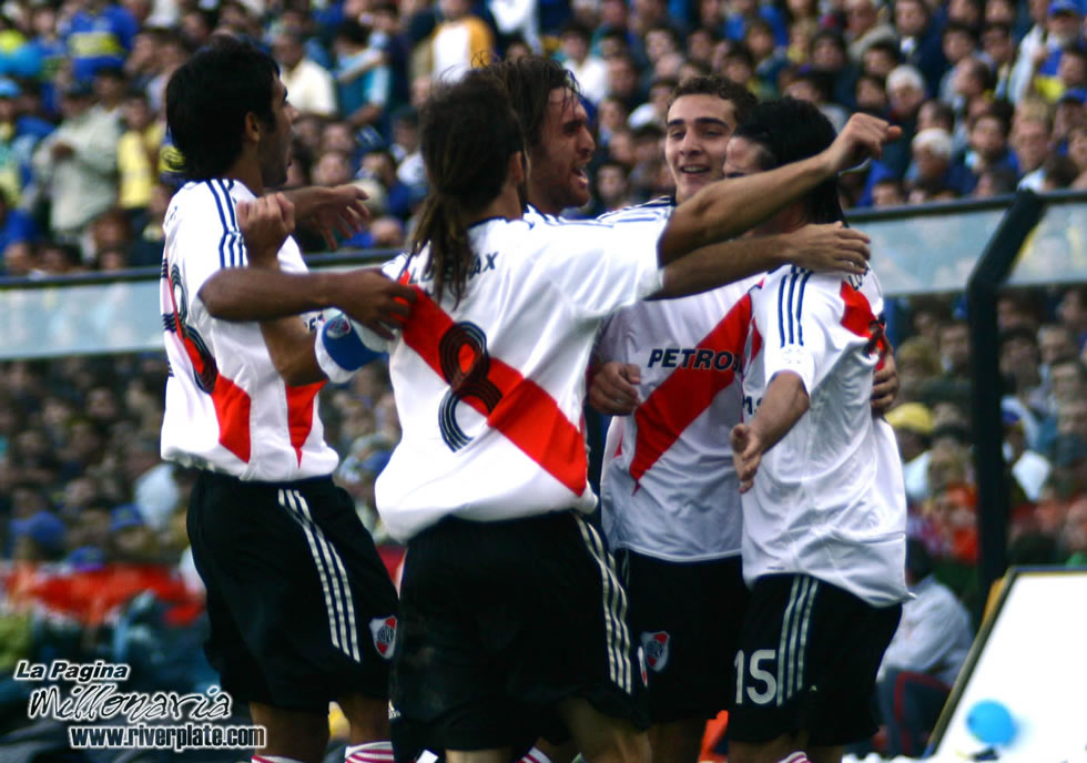 Boca Juniors vs River Plate (CL 2007) 22