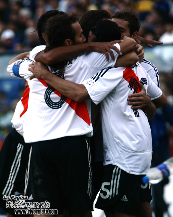 Boca Juniors vs River Plate (CL 2007) 24