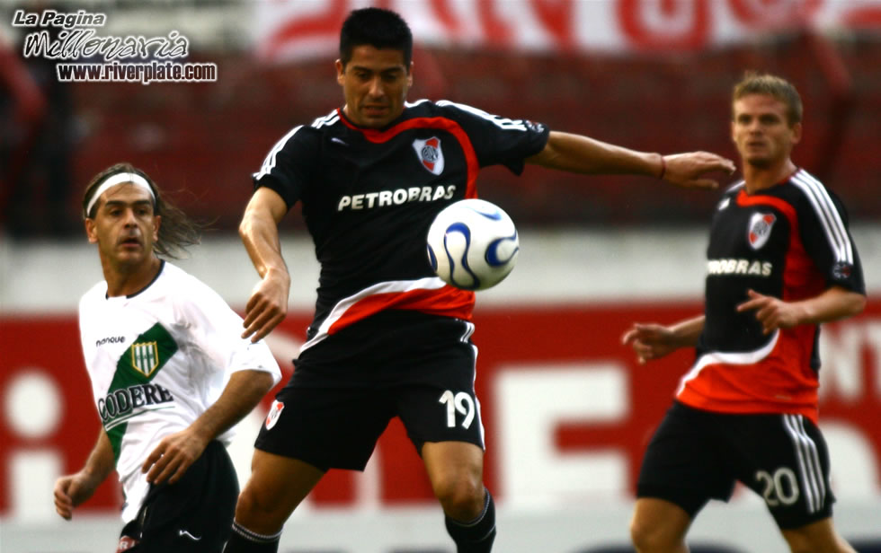 River Plate vs Banfield (CL 2007) 20