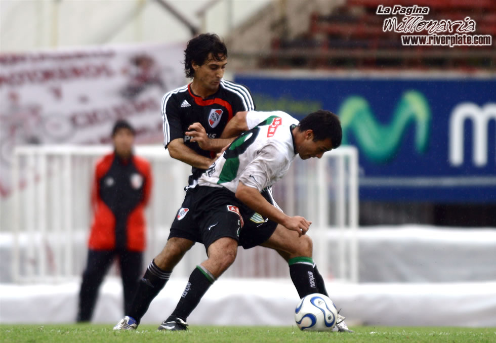 River Plate vs Banfield (CL 2007) 23
