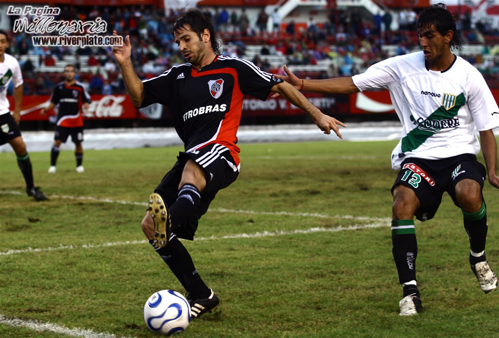 River Plate vs Banfield (CL 2007) 4