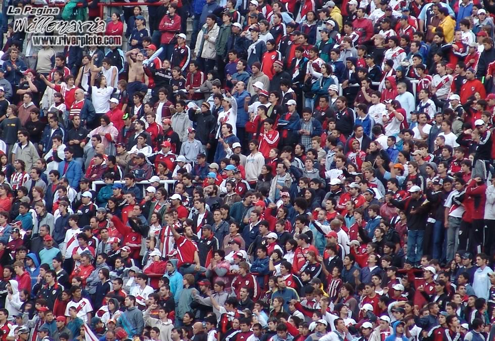 River Plate vs Banfield (CL 2007) 16