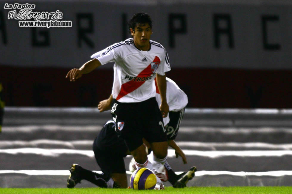 River Plate vs Colo Colo (LIB 2007) 2