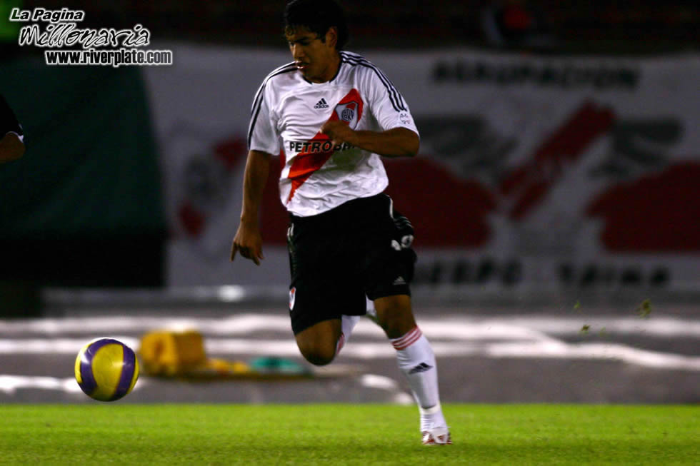 River Plate vs Colo Colo (LIB 2007) 3