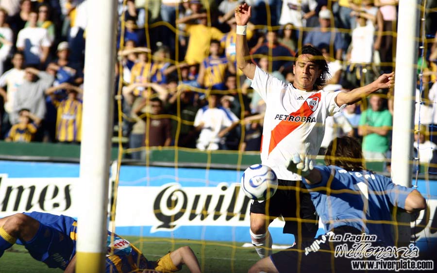 Rosario Central vs River Plate (CL 2007) 16