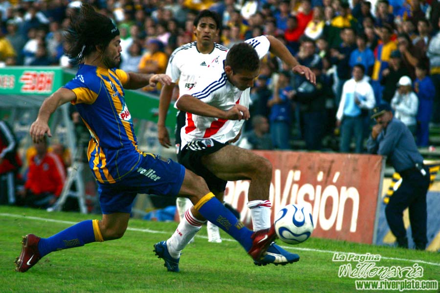 Rosario Central vs River Plate (CL 2007) 26