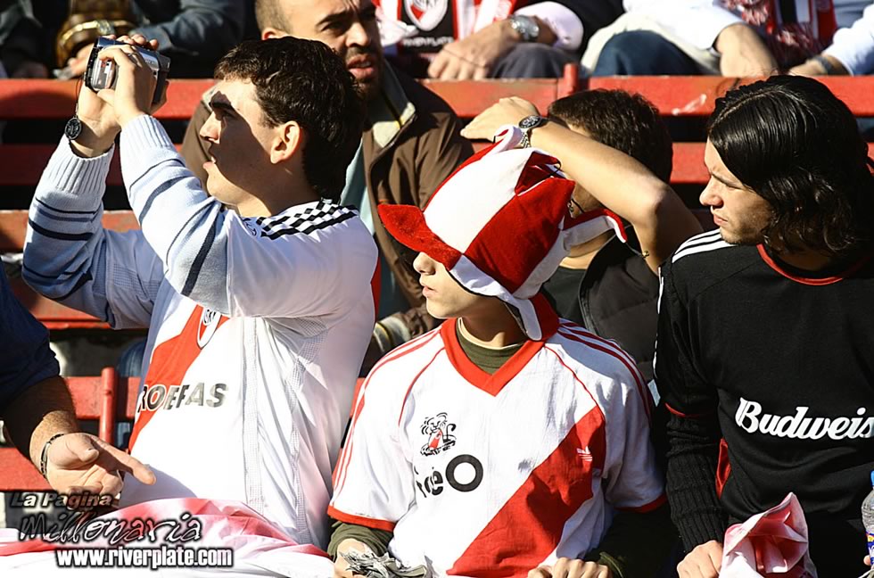 River Plate vs Independiente (CL 2007) 18