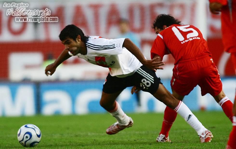 River Plate vs Independiente (CL 2007) 12