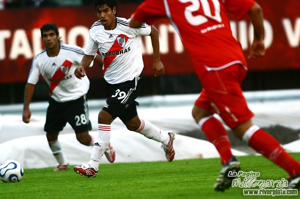 River Plate vs Independiente (CL 2007) 10