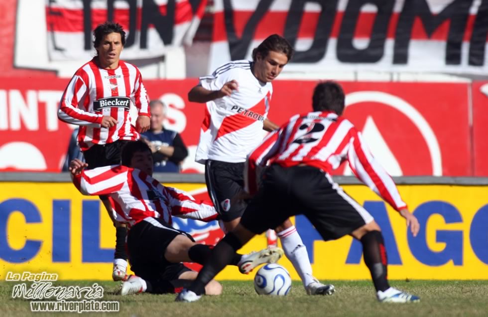 River Plate vs Estudiantes LP (CL 2007) 30