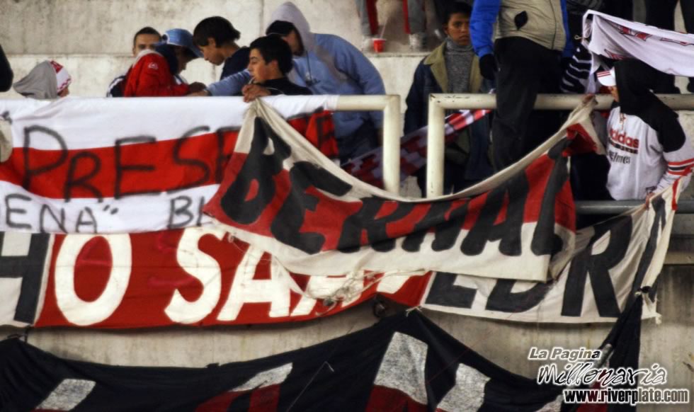 Gimnasia LP vs River Plate (CL 2007) 5