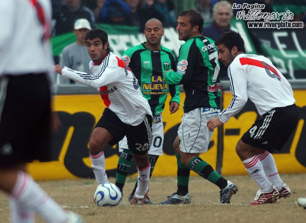 Nueva Chicago vs River Plate (CL 2007) 2