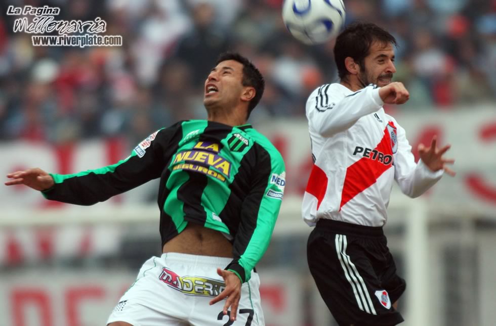 Nueva Chicago vs River Plate (CL 2007) 3