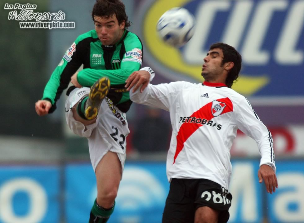 Nueva Chicago vs River Plate (CL 2007) 7