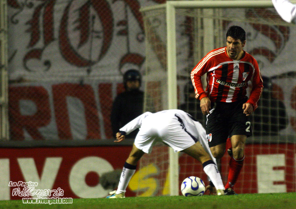 River Plate vs Veléz Sarsfield (CL 2007) 10