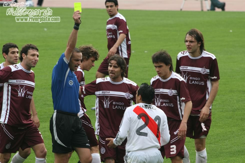 River Plate vs Lanus (AP 2007) 15