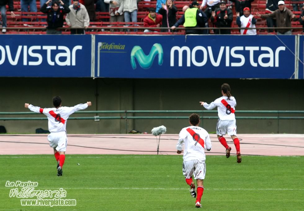 River Plate vs Lanus (AP 2007) 22