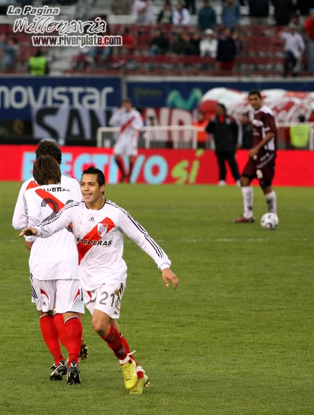 River Plate vs Lanus (AP 2007) 27