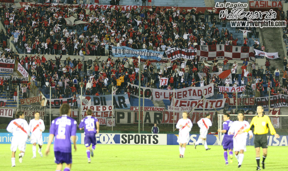 Defensor Sporting vs River Plate (SUD 2007) 23