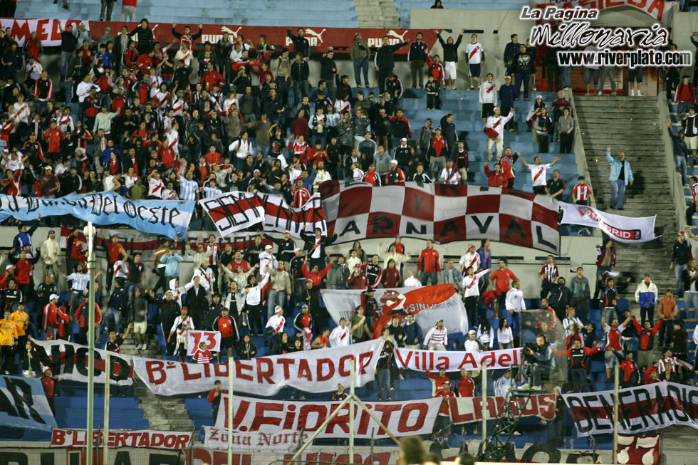 Defensor Sporting vs River Plate (SUD 2007) 28