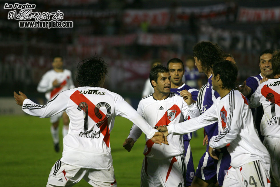 Defensor Sporting vs River Plate (SUD 2007) 40